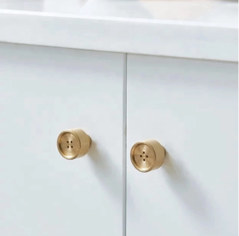 Uchwyt meblowy BUTTON realizacja.png