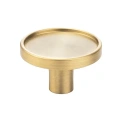 złoty pin.jpg